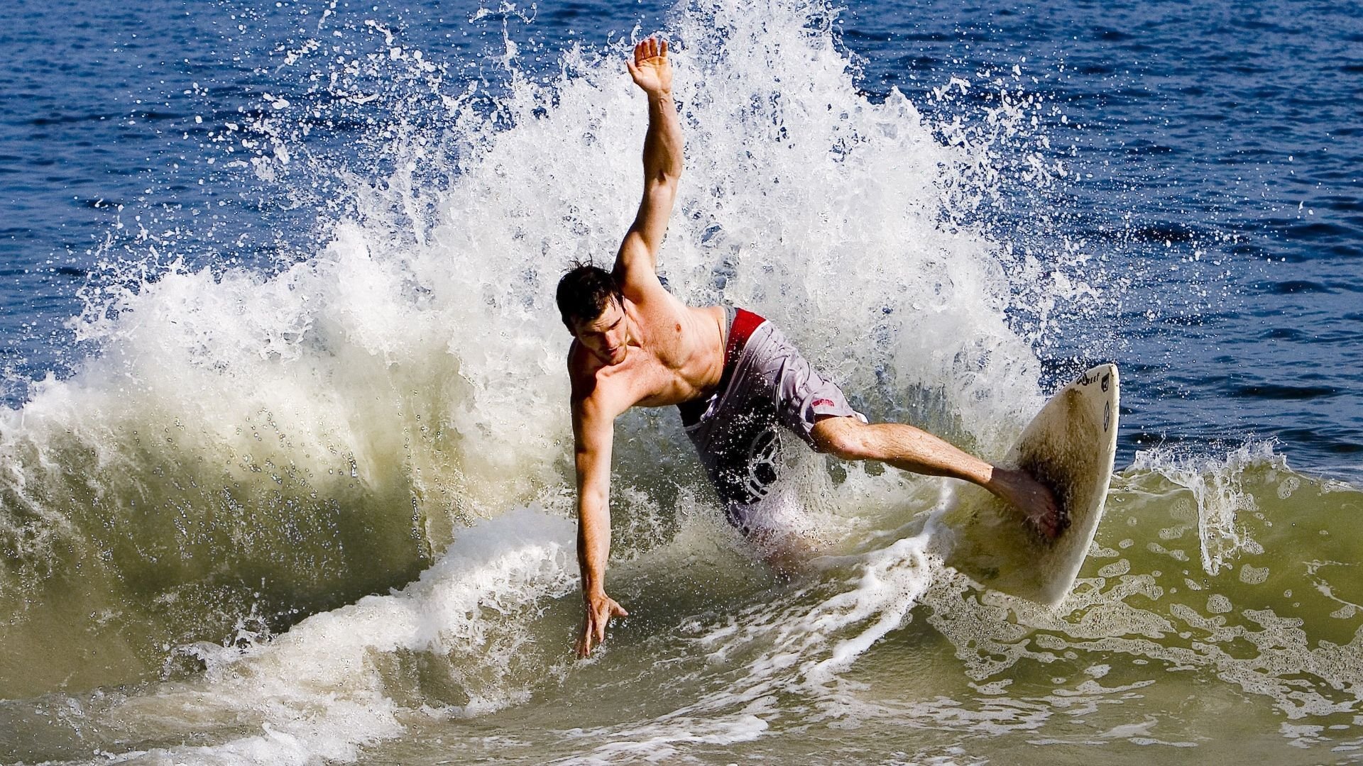 “青春夺冠”青少年篮球超级联赛在上海盛大开启，上海青少年篮球队