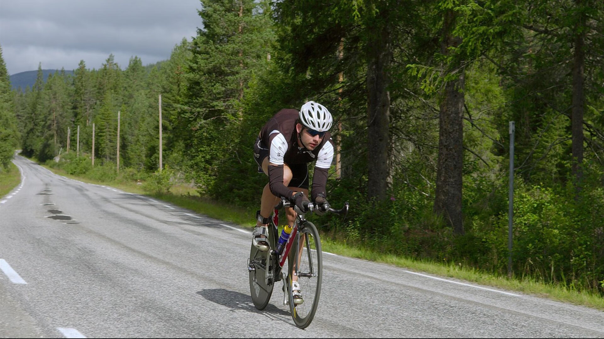 创新科技大揭秘:装备助力WRC车手冲刺巅峰,wrc车手是怎样培训的